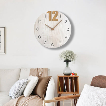 Wanduhr Holz im skandinavischen Design rund