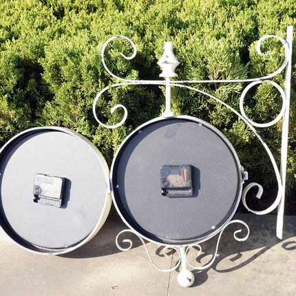 Doppelseitige Vintage Bahnhofsuhr für Außen