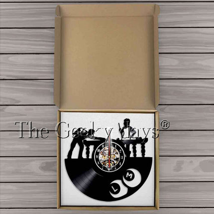 Billard Schallplattenuhr für das Spielzimmer