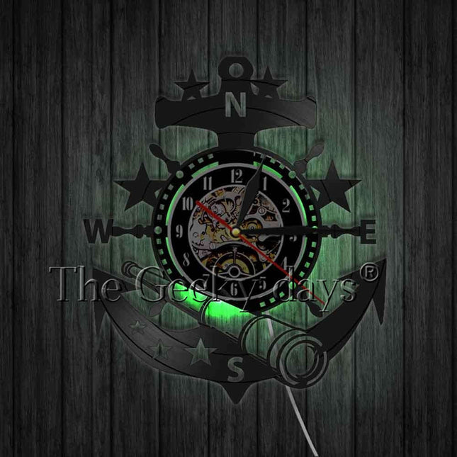 Maritime Schallplattenuhr mit Anker Motiv