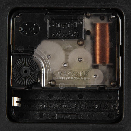 Vintage Wanduhr Holz im Antik-Look