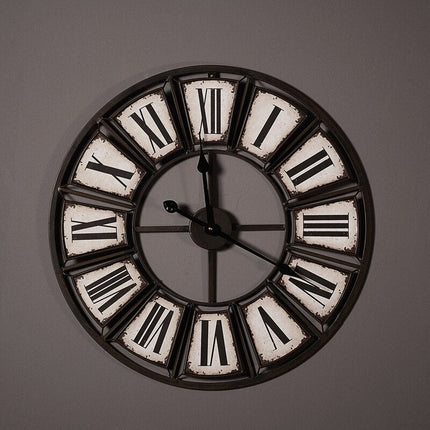 Große Vintage Wanduhr Römische Ziffern