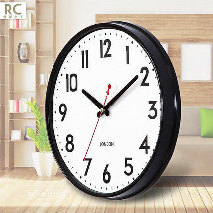 Klassische Retro Wanduhr für Küche