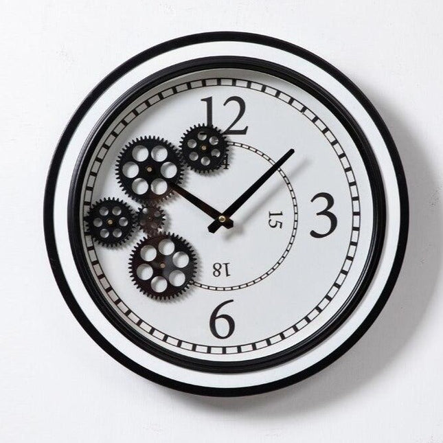 Wanduhr Industrial Design mit Zahnrädern