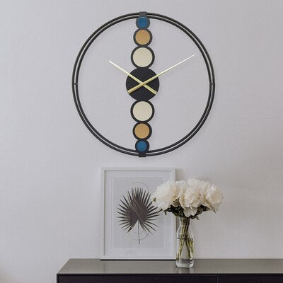 Dekorative Metall Wanduhr im Chakra-Design