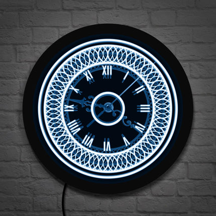 LED Wanduhr mit klassischem Ornament-Design