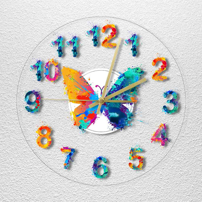 Bunte Wanduhr mit Schmetterling-Aquarell