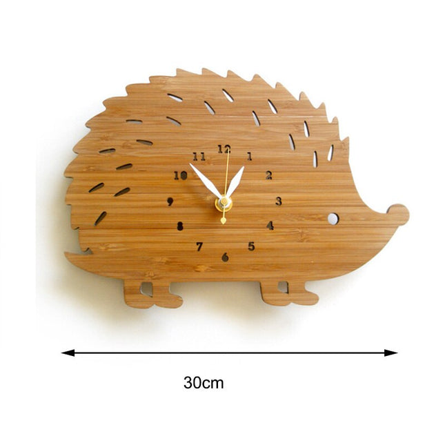 Wanduhr Igel aus Holz fürs Kinderzimmer