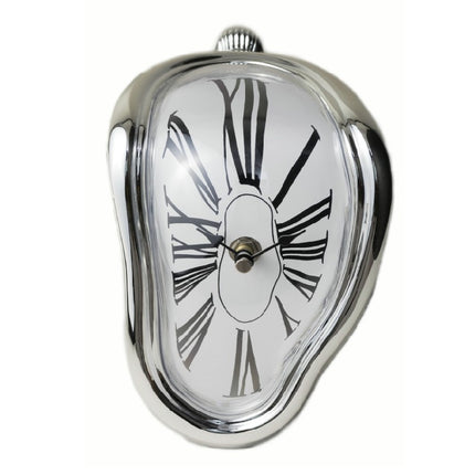 Schmelzende Uhr im Stil von Dalí