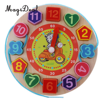 Hölzerne Lernuhr als Steckpuzzle für Kinder