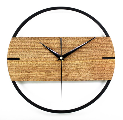 Moderne Design Wanduhr aus Holz