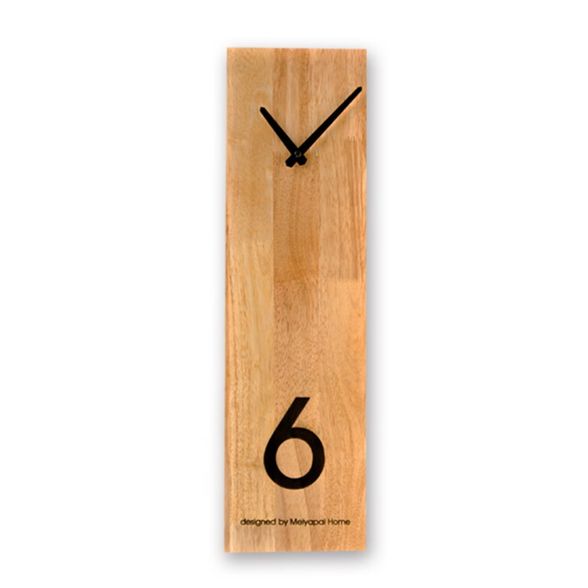 Moderne Holz Wanduhr im Brett-Design