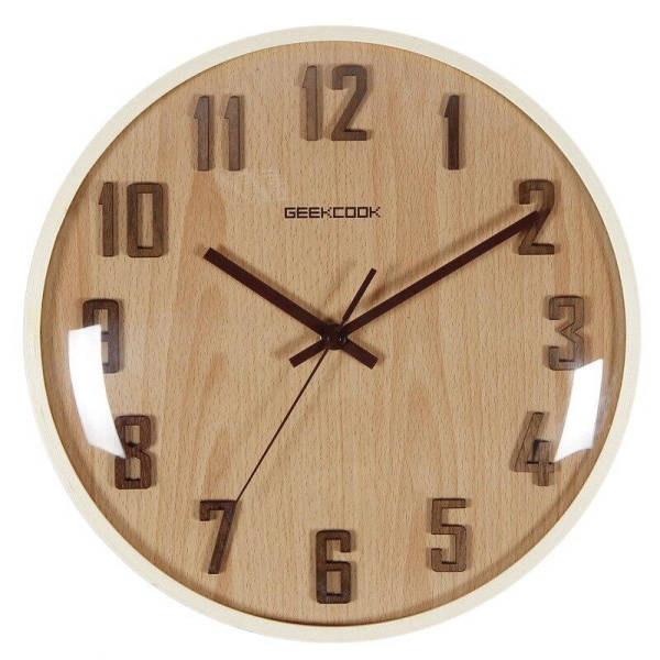 Moderne Wanduhr Holz in Schokoladenbraun