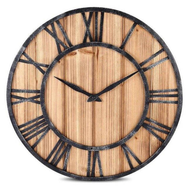 Große Wanduhr Holz mit römischen Zahlen