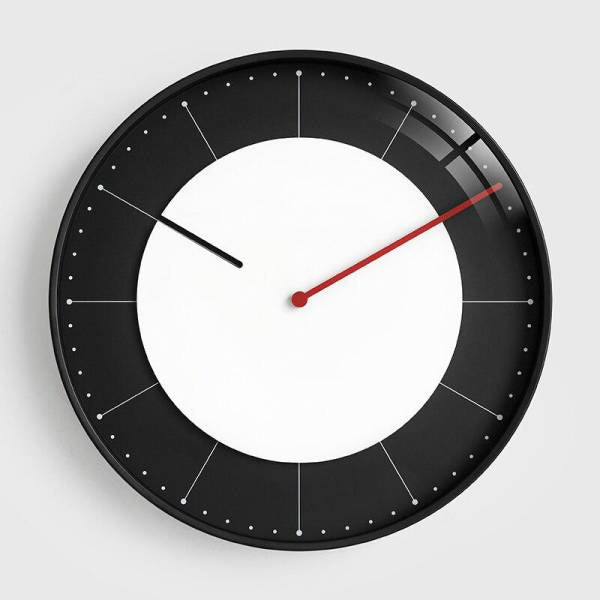 Minimalistische Design Wanduhr schwarz weiß