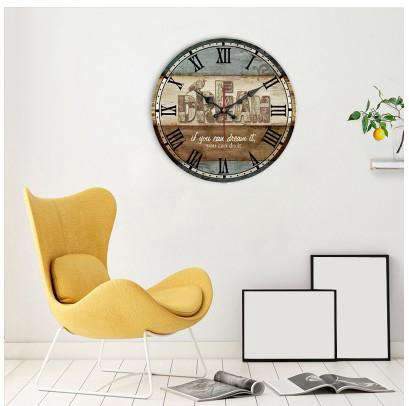 Vintage Wanduhr mit Dream Schriftzug