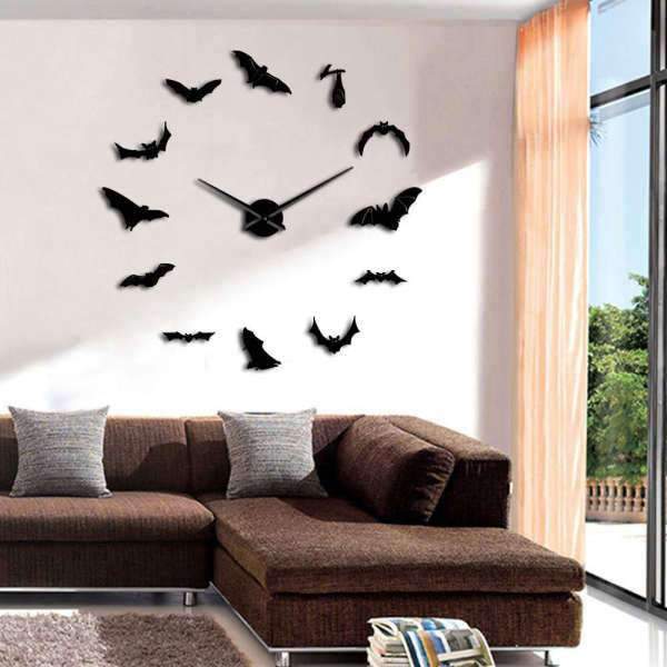 DIY Wandtattoo Uhr mit Fledermäusen