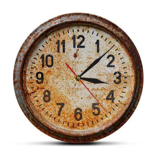 Retro Wanduhr im rostigen Industrie-Stil