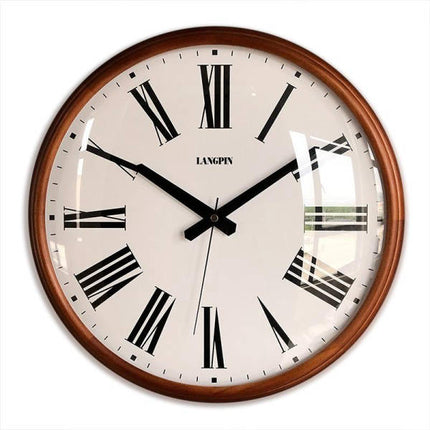 Klassische Wanduhr mit Holzrahmen Glas