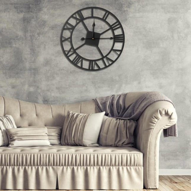 Große Wanduhr Römische Ziffern aus Metall